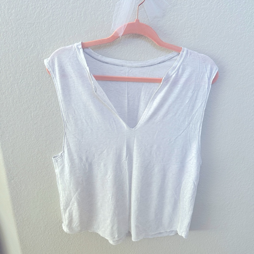 Heathered light grey size 10 Lululemon muscle tank